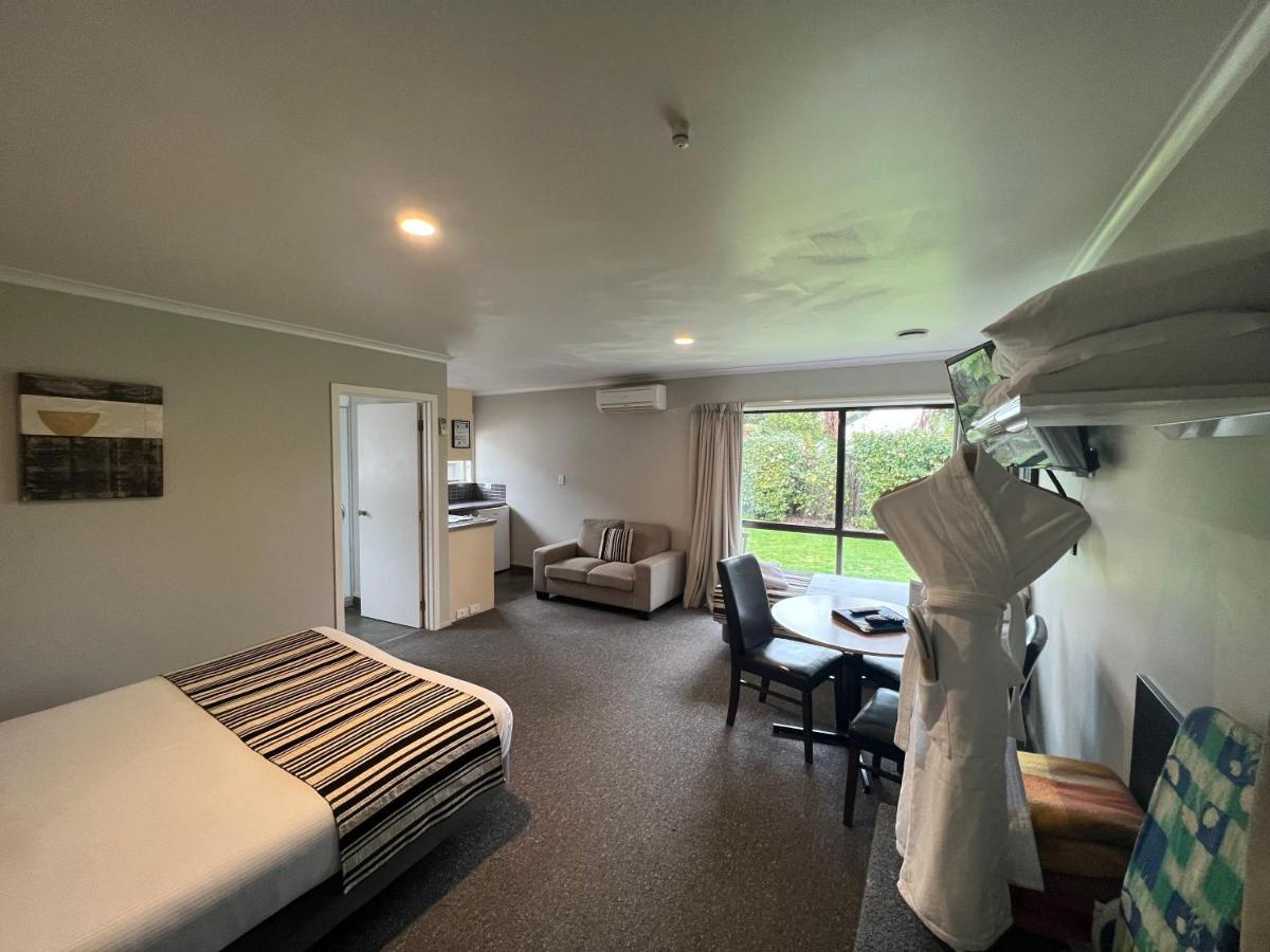 Quality Inn Acapulco Таупо Экстерьер фото
