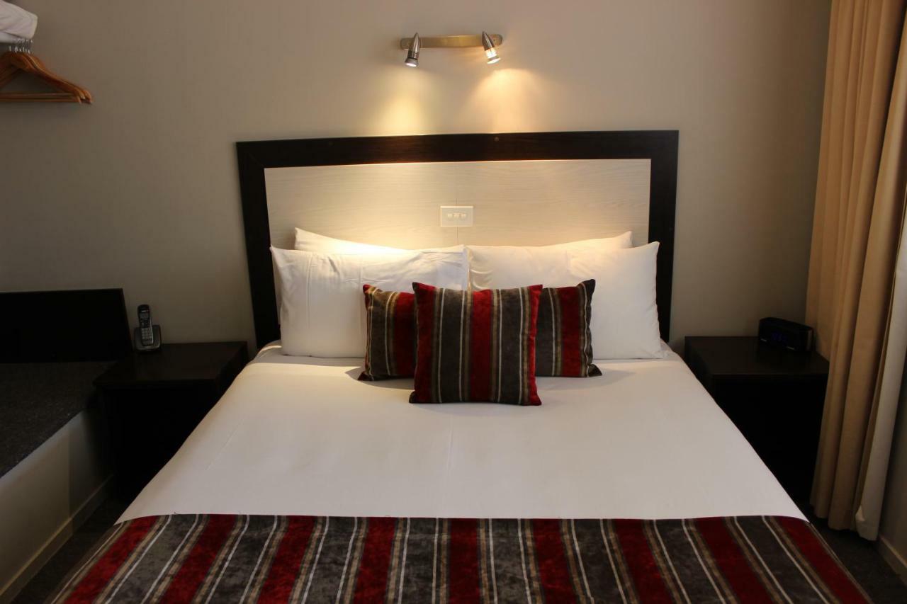 Quality Inn Acapulco Таупо Экстерьер фото